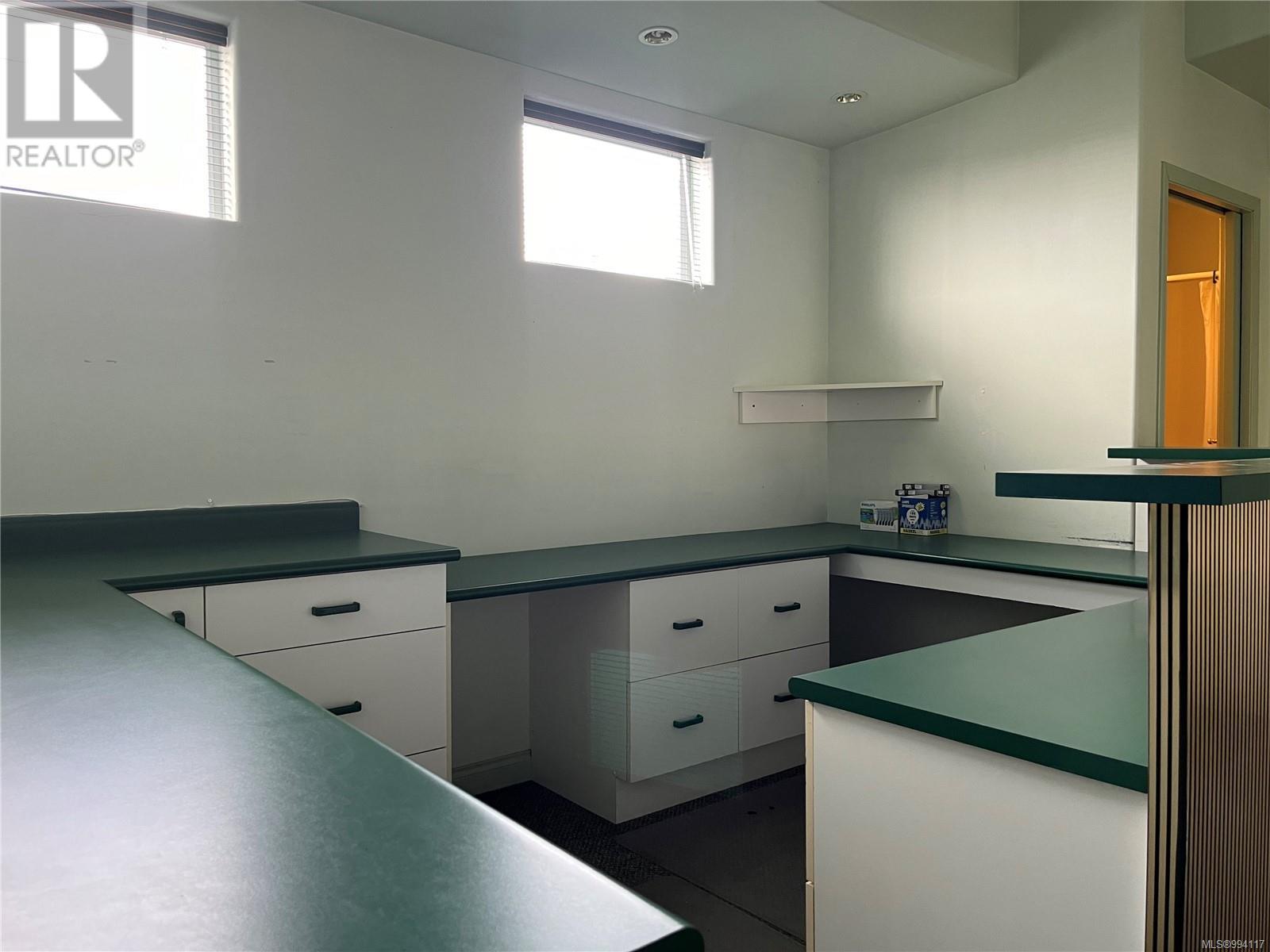 3 515 Dupplin Rd Property Photo 1