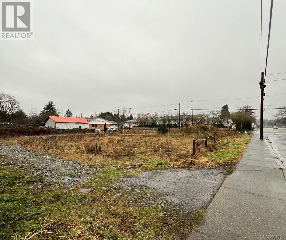 2511 Dingwall St Property Photo 4