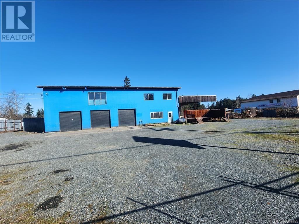 2090 Schoolhouse Rd Property Photo 1