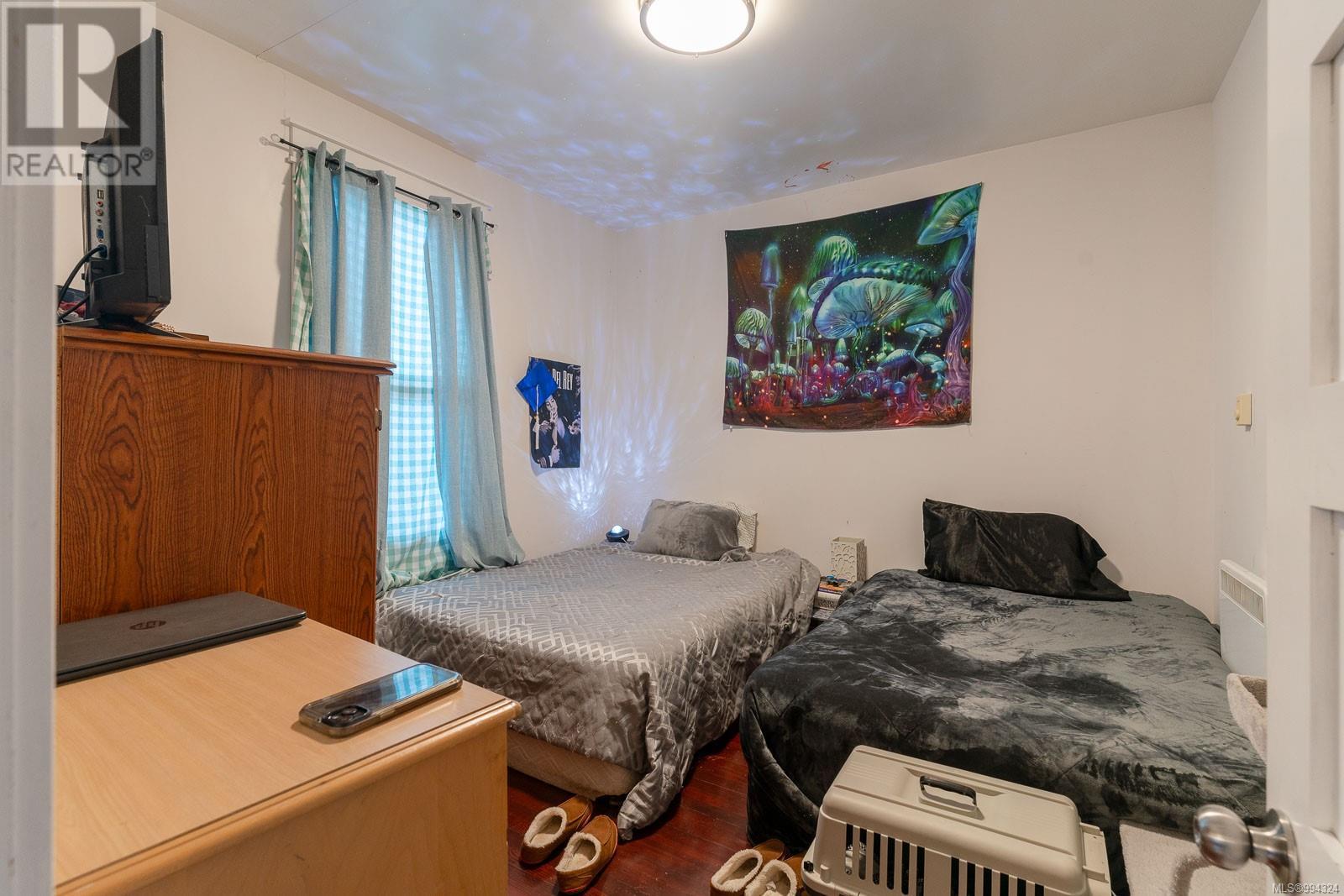 3203 Kingsway Ave Property Photo 14