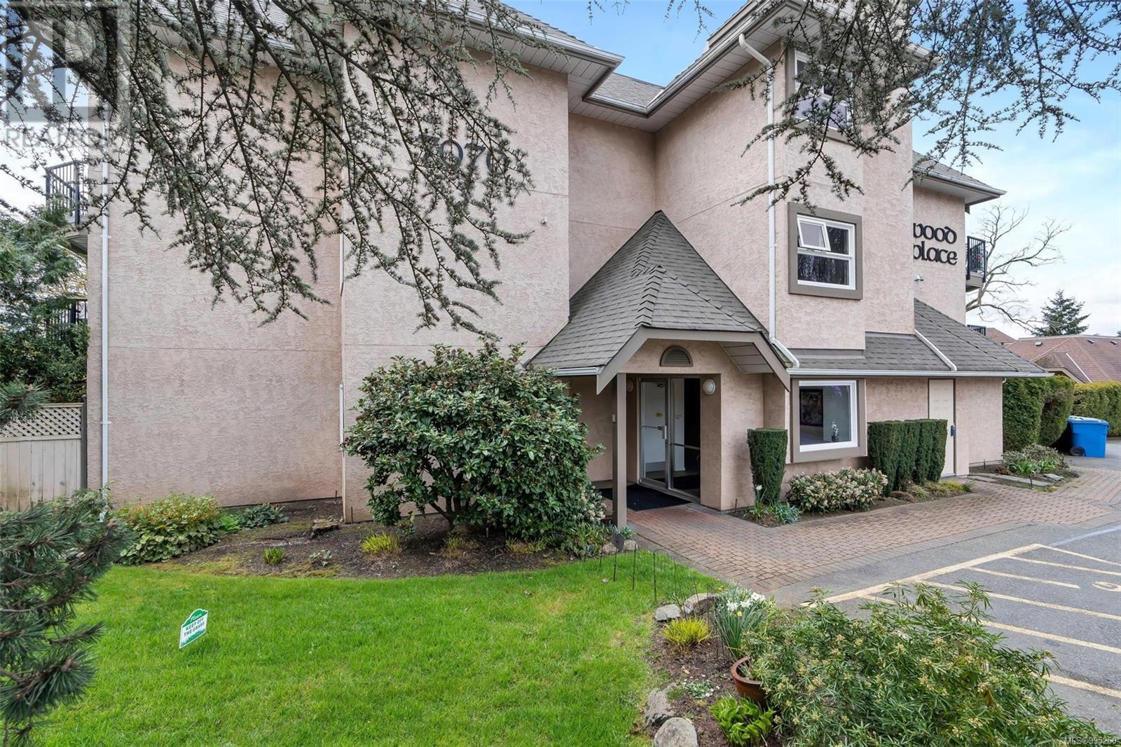 205 7070 West Saanich Rd Property Photo 28