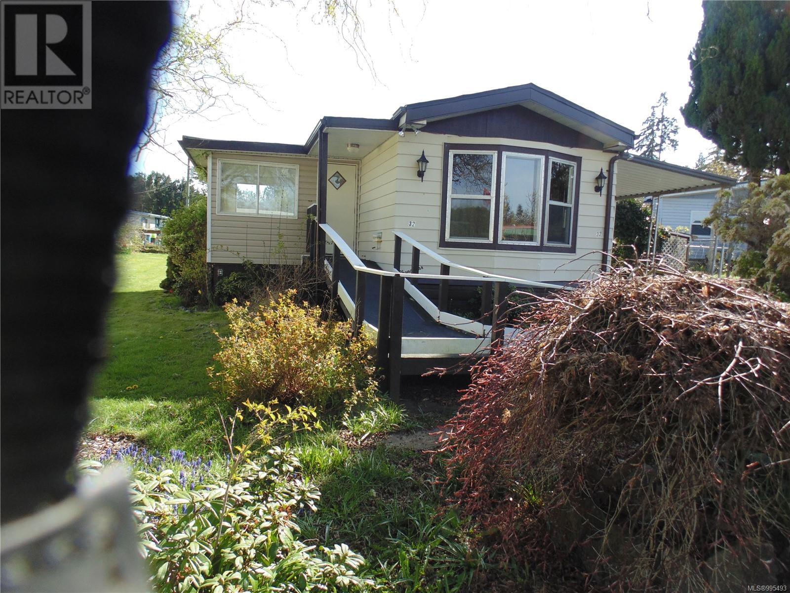 32 1572 Seabird Rd Property Photo