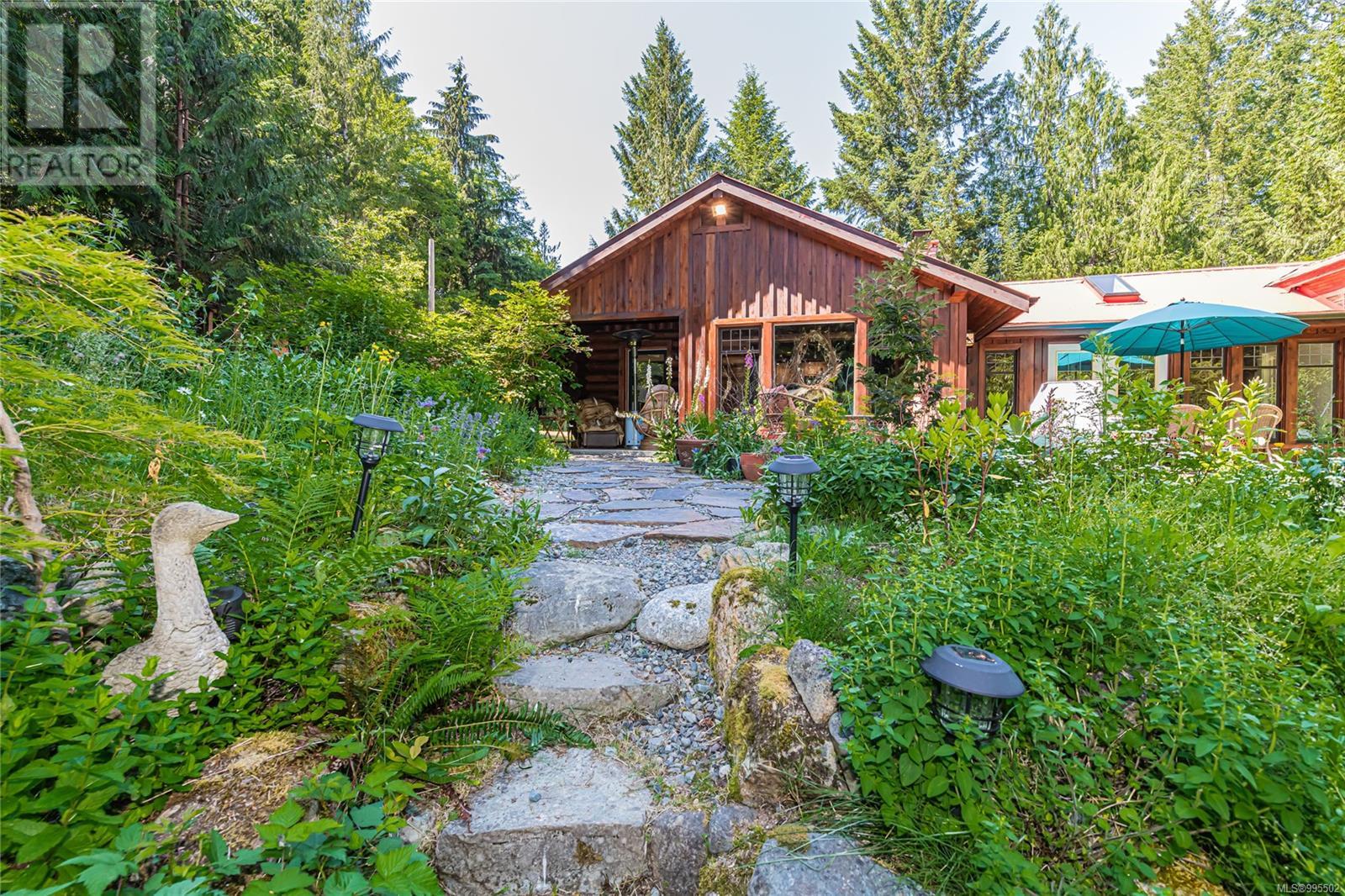 5970 Stoltze Rd Property Photo 3