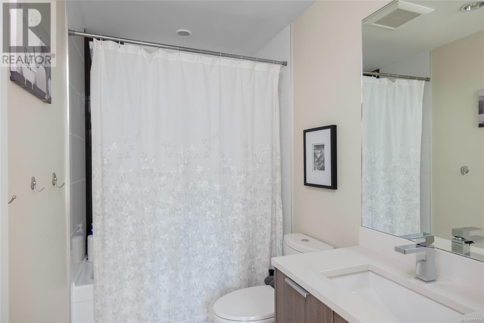 305 728 Yates St Property Photo 13