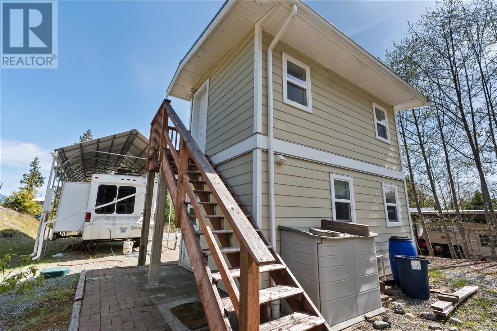 1181 Seventh Ave Property Photo 3