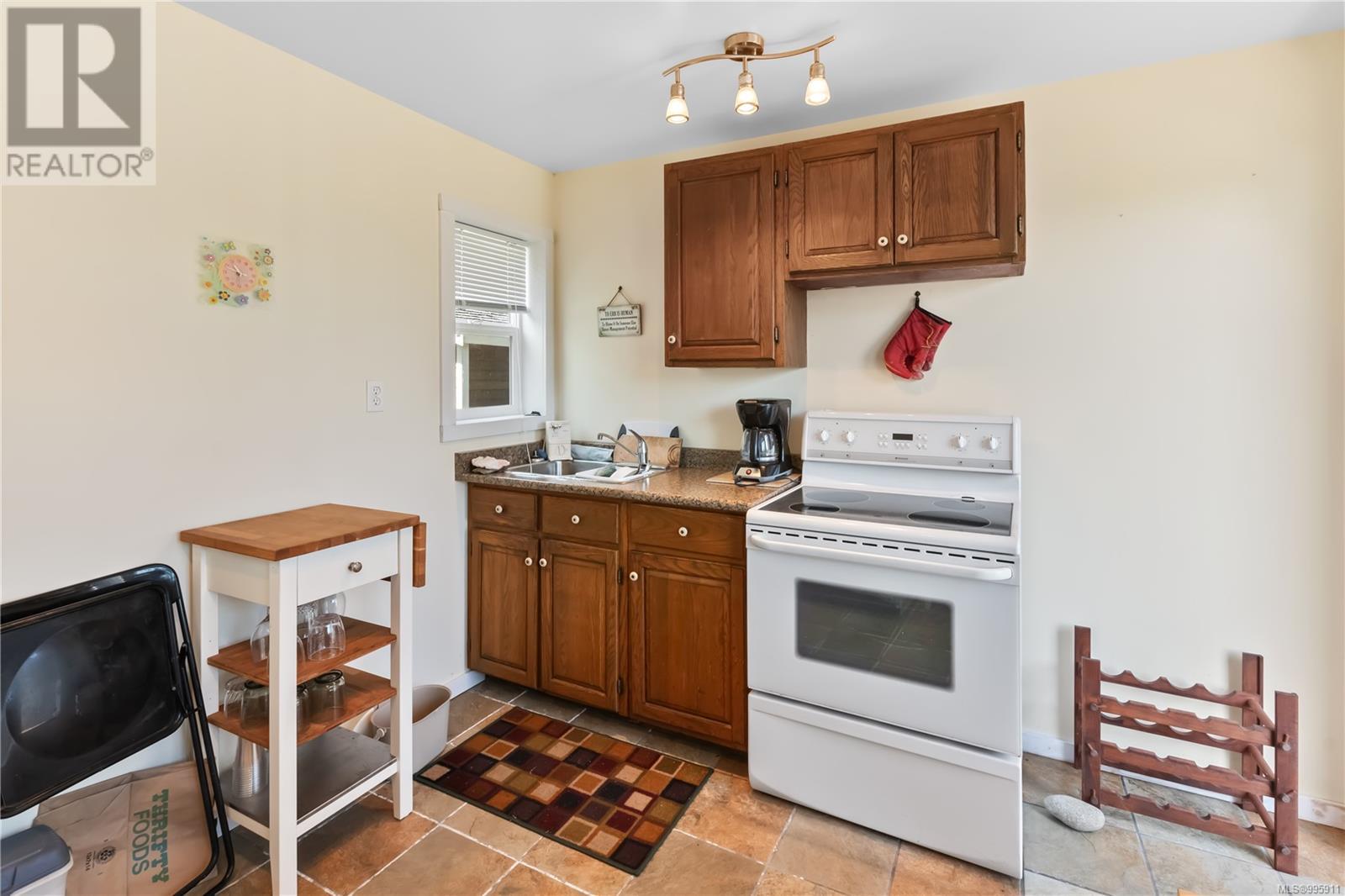 1181 Seventh Ave Property Photo 10