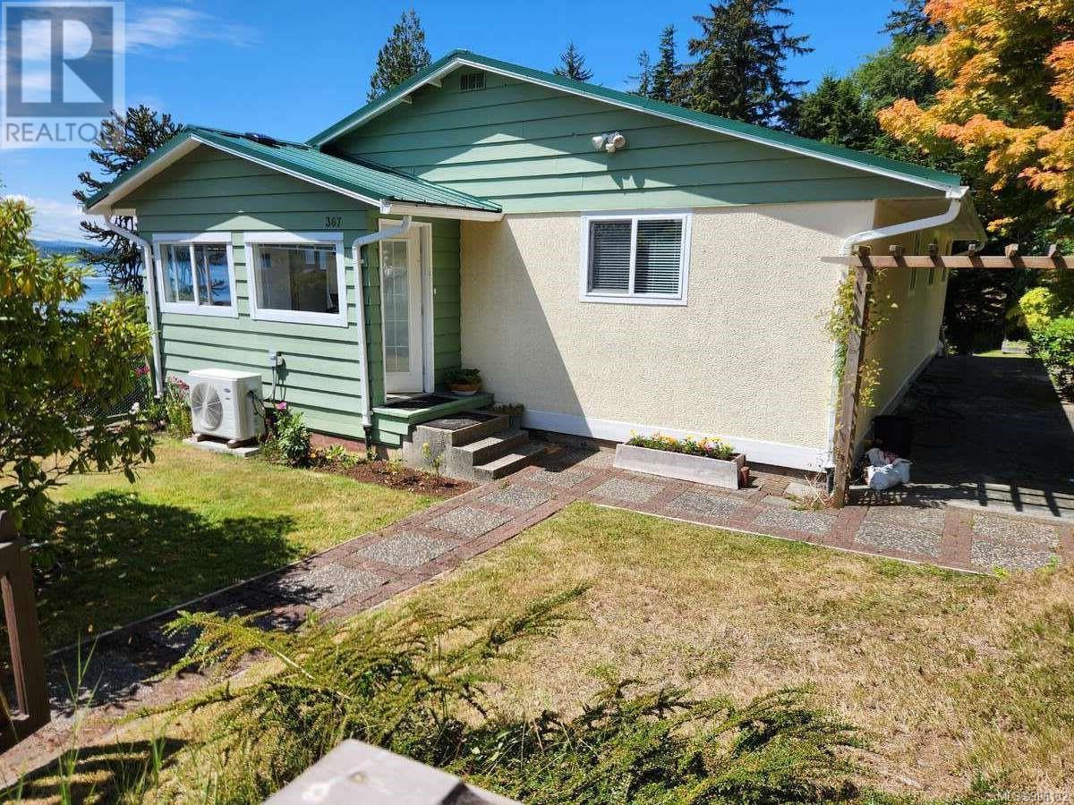 367 Pine St Property Photo 1