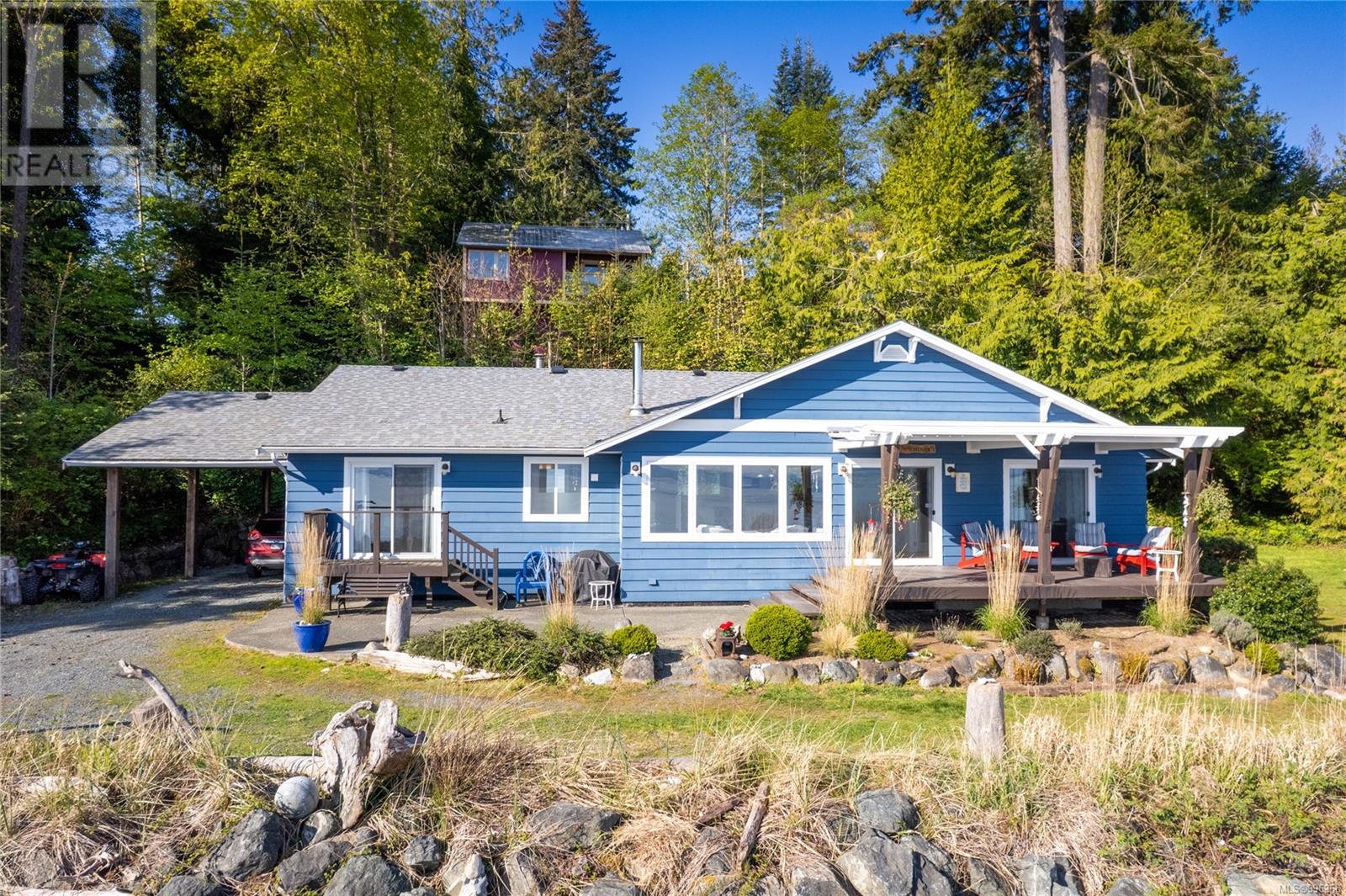 6655 Island Hwy W Property Photo 1