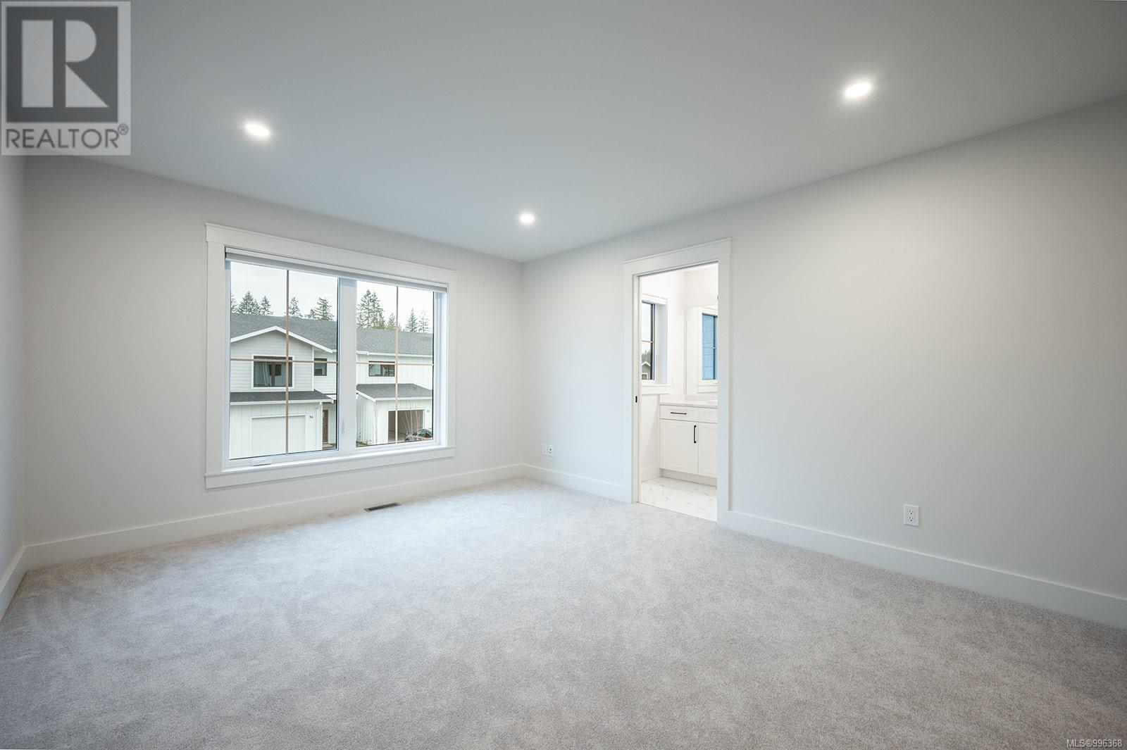 29 1090 Evergreen Rd Property Photo 27