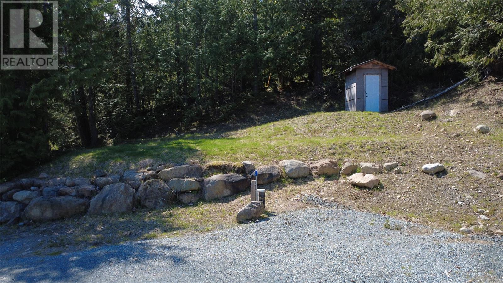 1725 Warn Way Property Photo 10