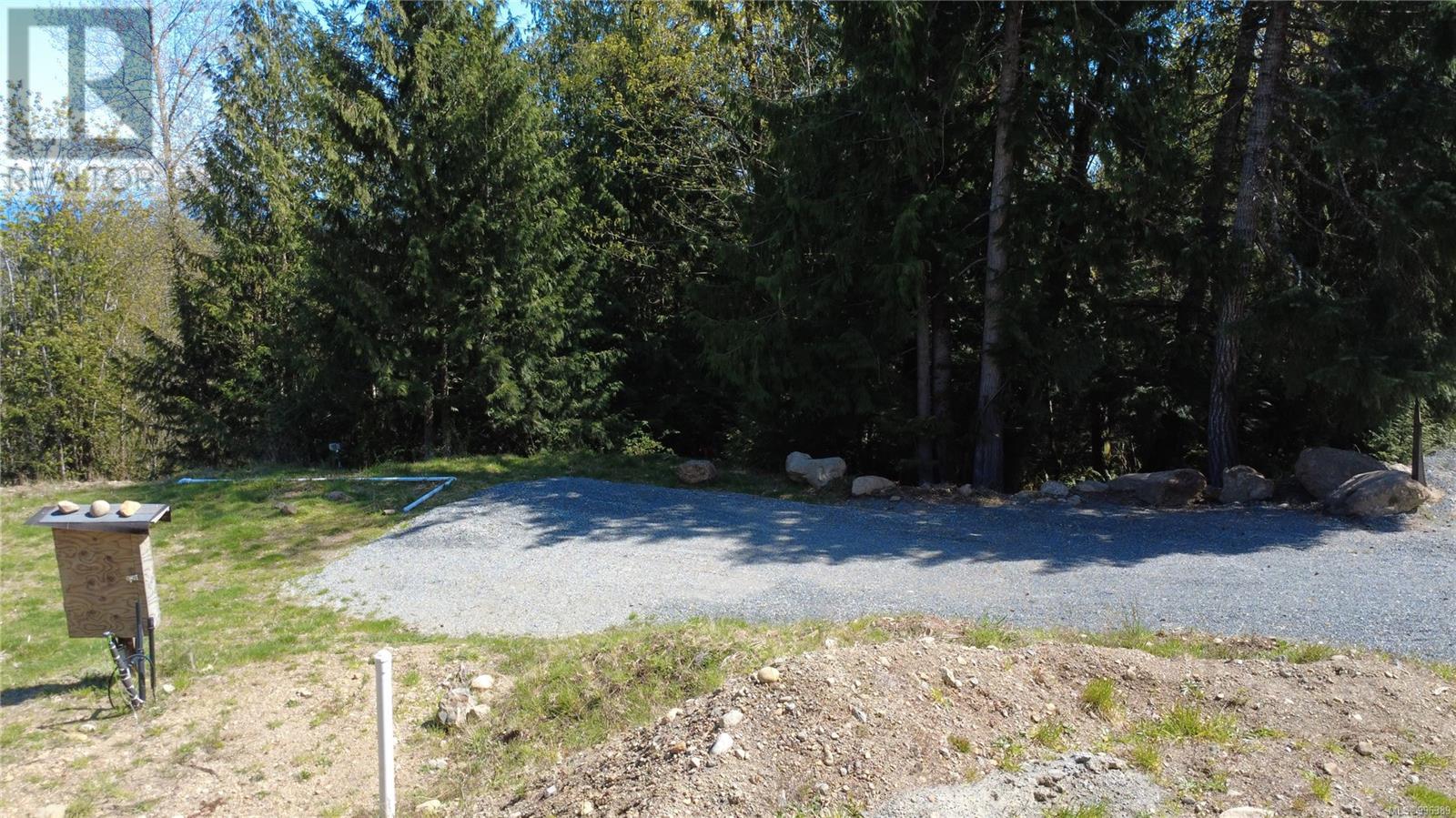 1725 Warn Way Property Photo 11