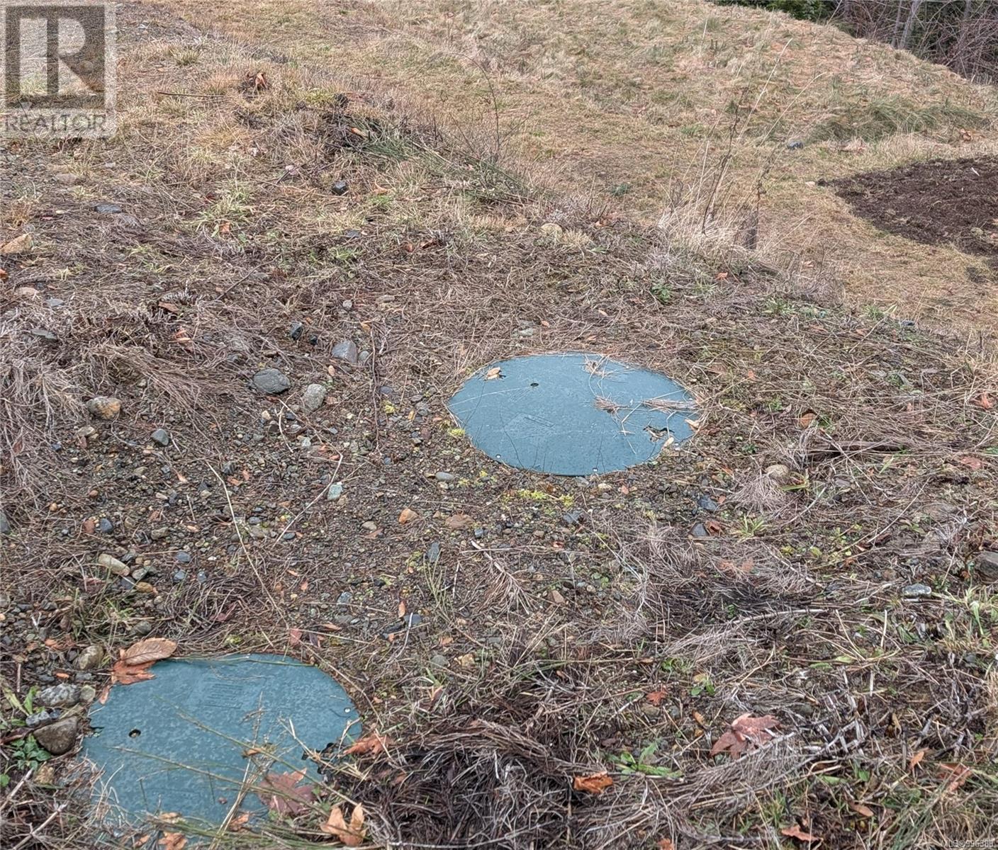 1725 Warn Way Property Photo 17