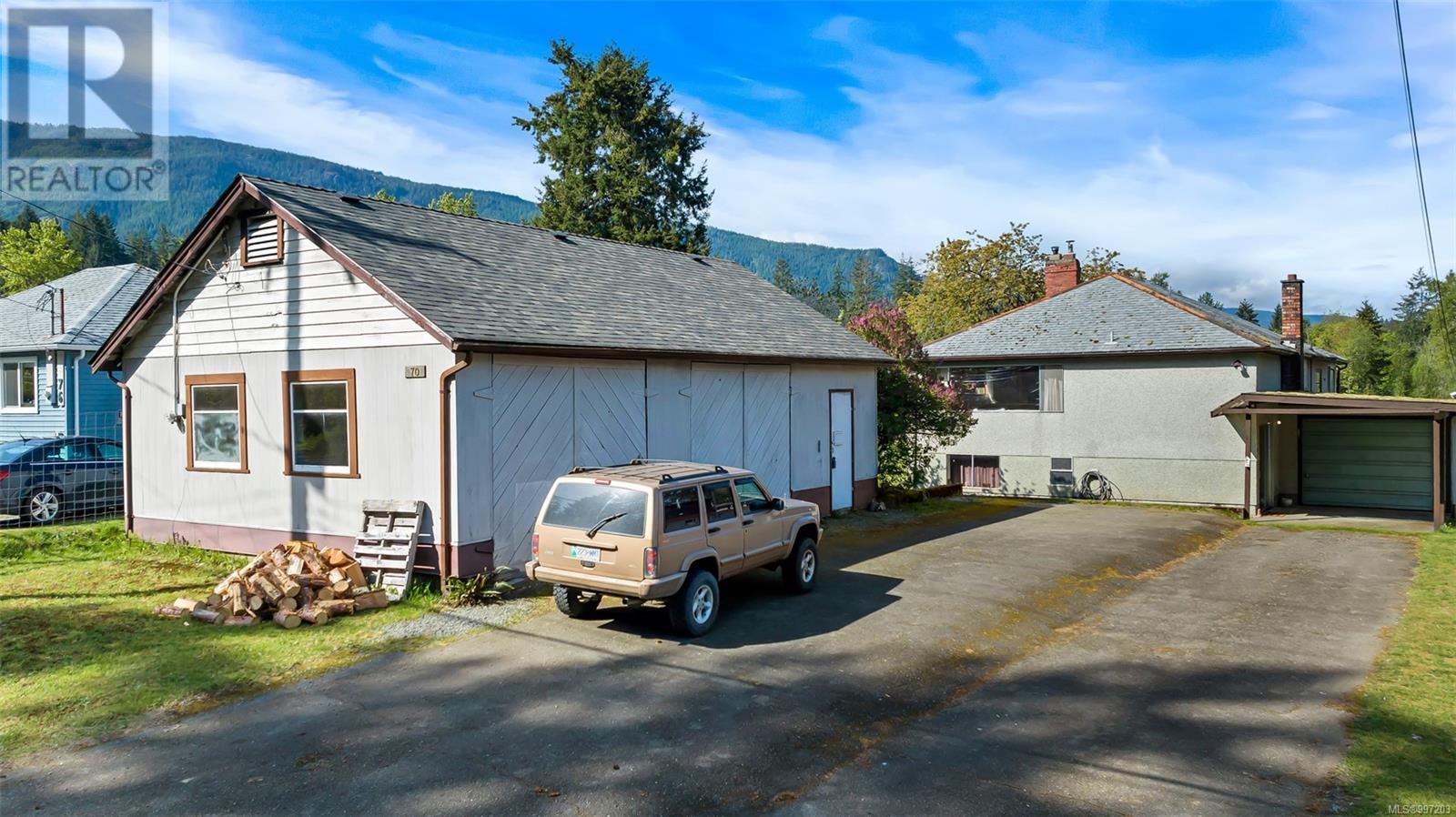 70 Fern Rd Property Photo 1