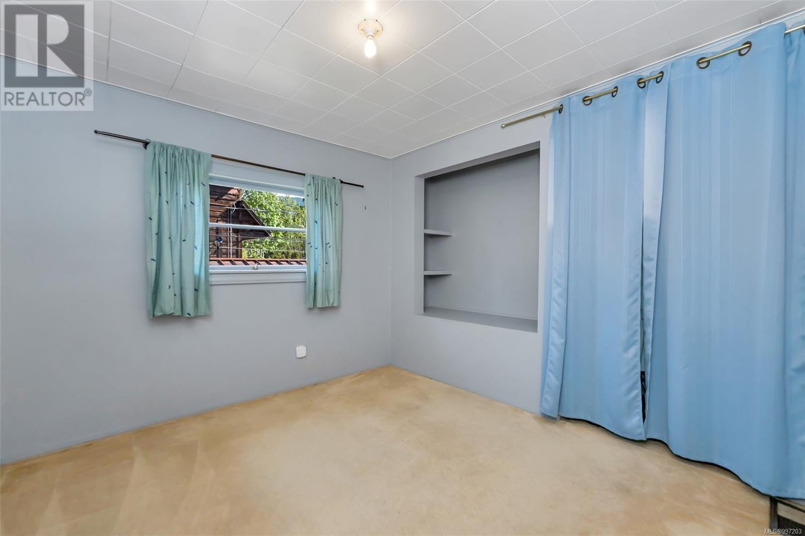 70 Fern Rd Property Photo 29