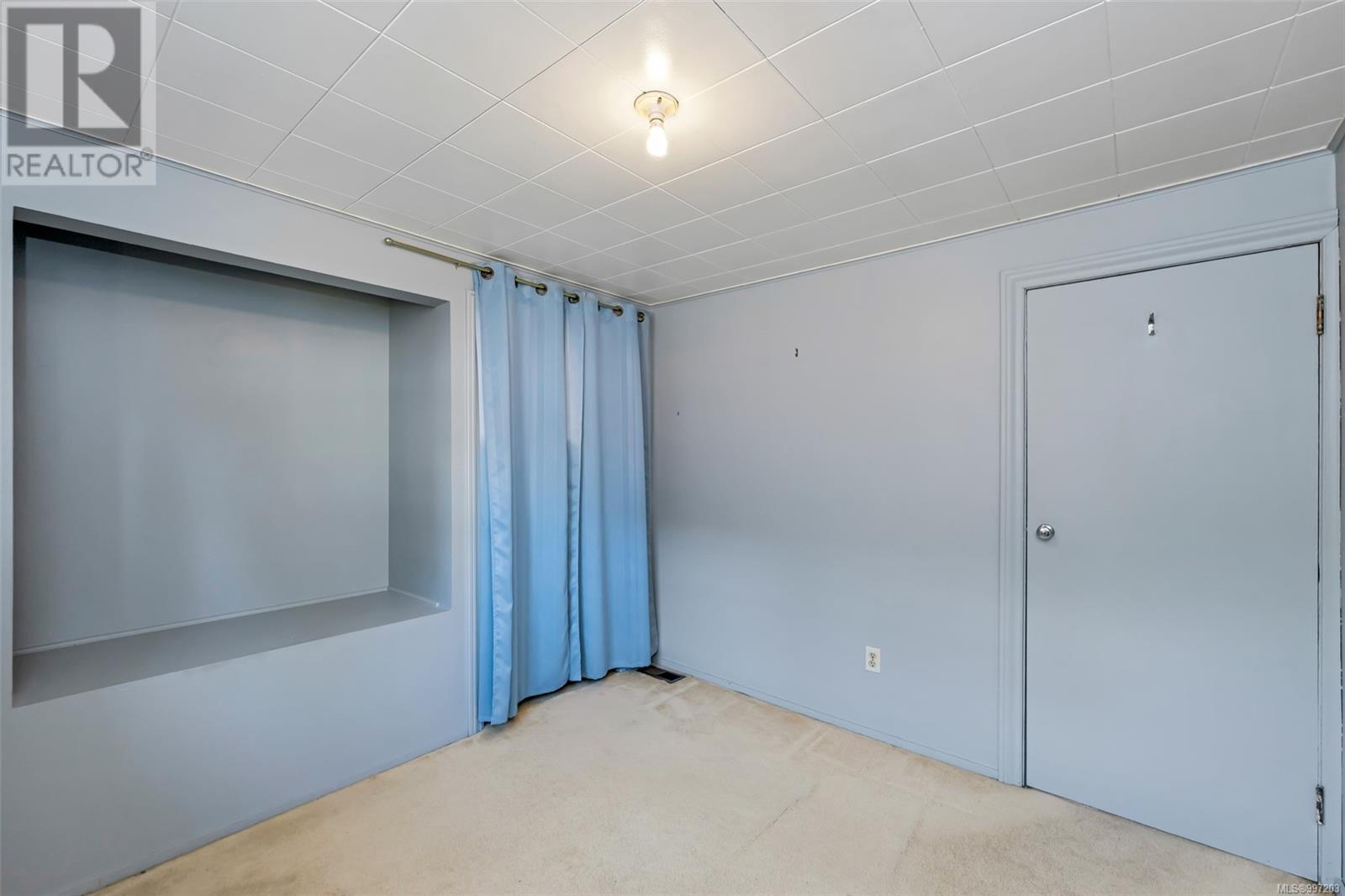 70 Fern Rd Property Photo 31