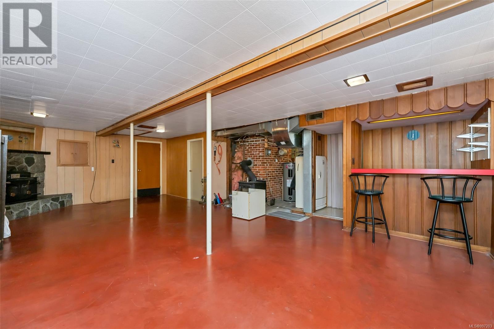 70 Fern Rd Property Photo 40