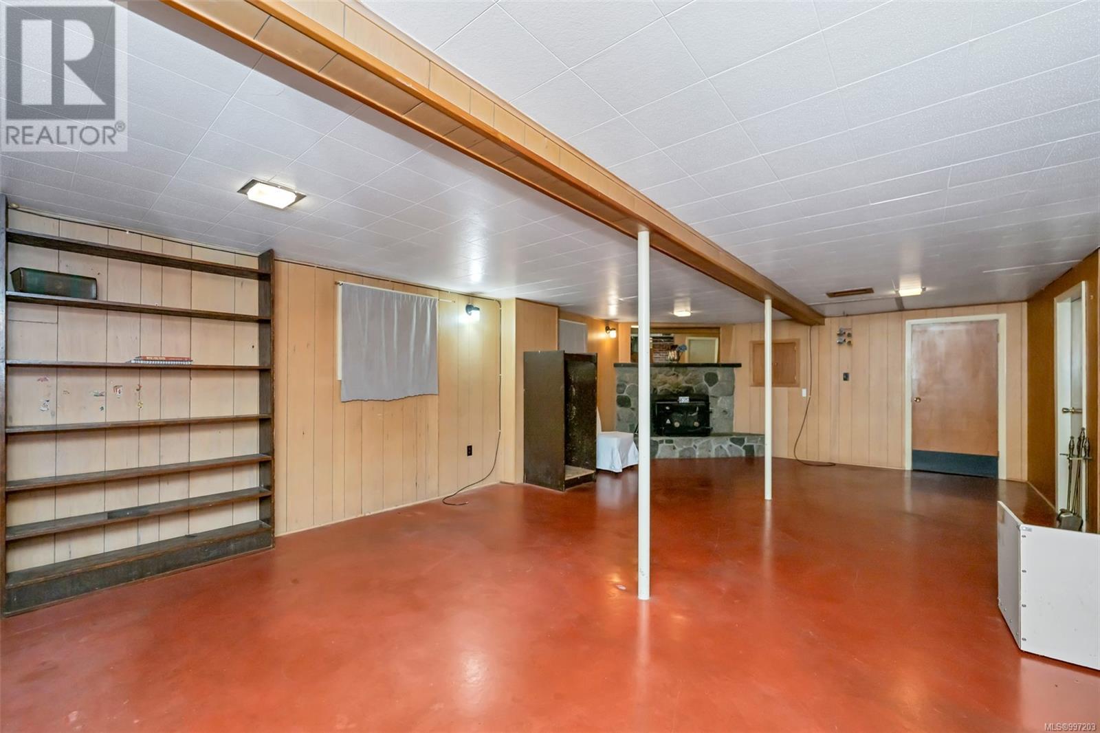 70 Fern Rd Property Photo 41