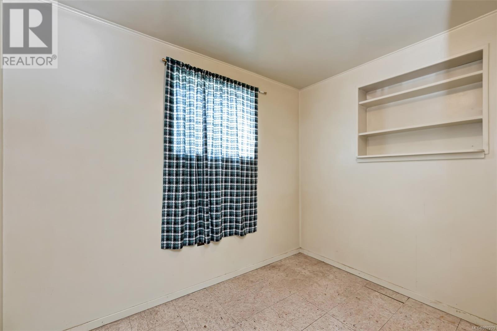 70 Fern Rd Property Photo 47