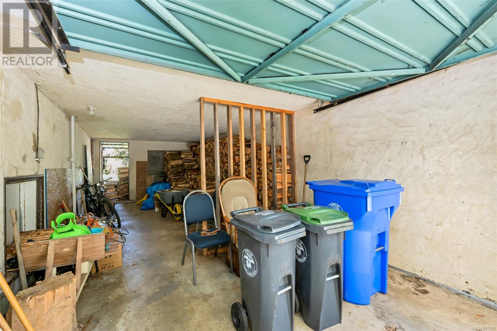 70 Fern Rd Property Photo 55