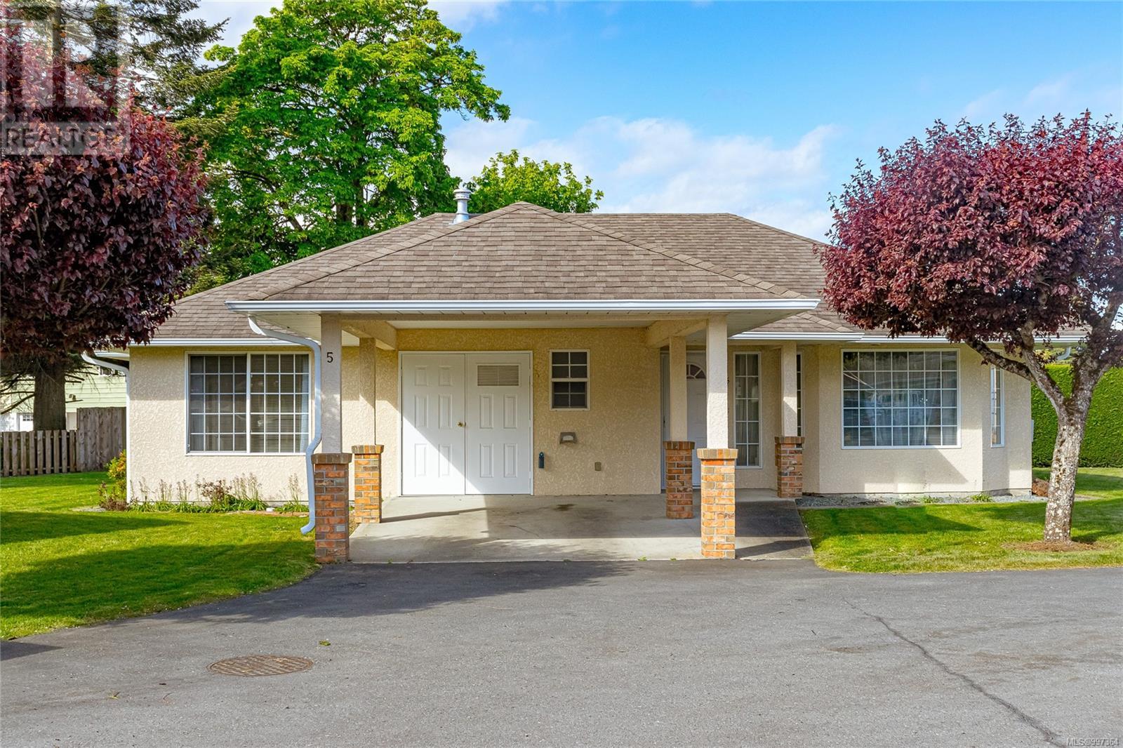 5 1015 Trunk Rd