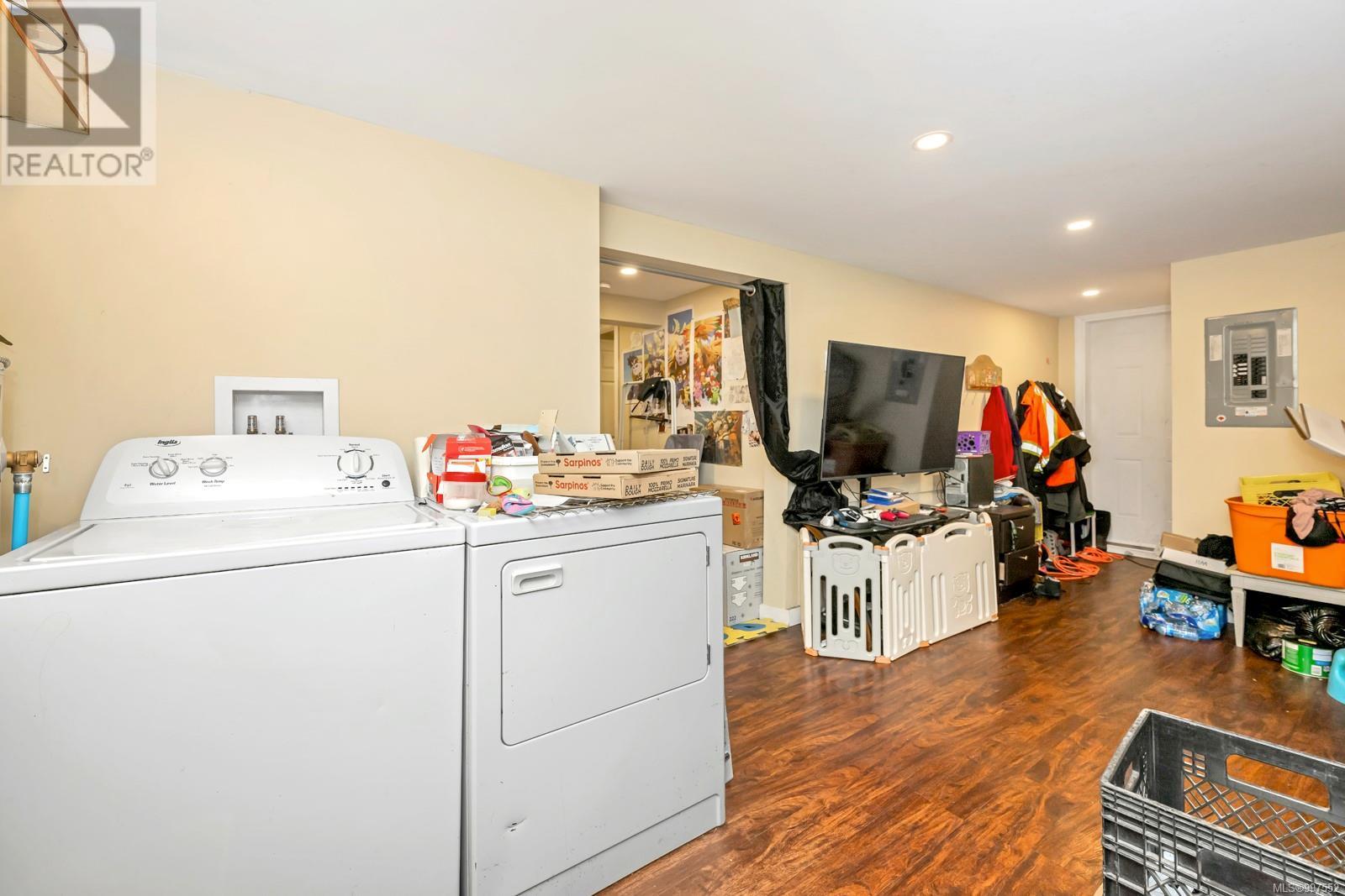 161 South Shore Rd Property Photo 41