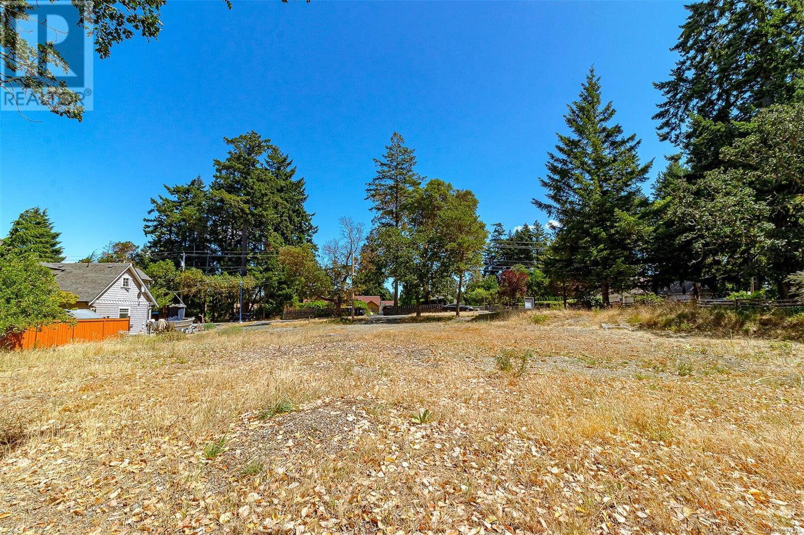 3158 Glen Lake Rd Property Photo 4