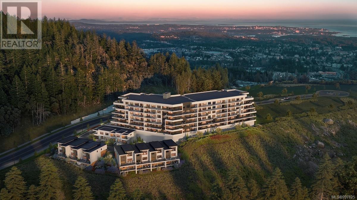 1810 Selenite Place #605 Property Photo 10