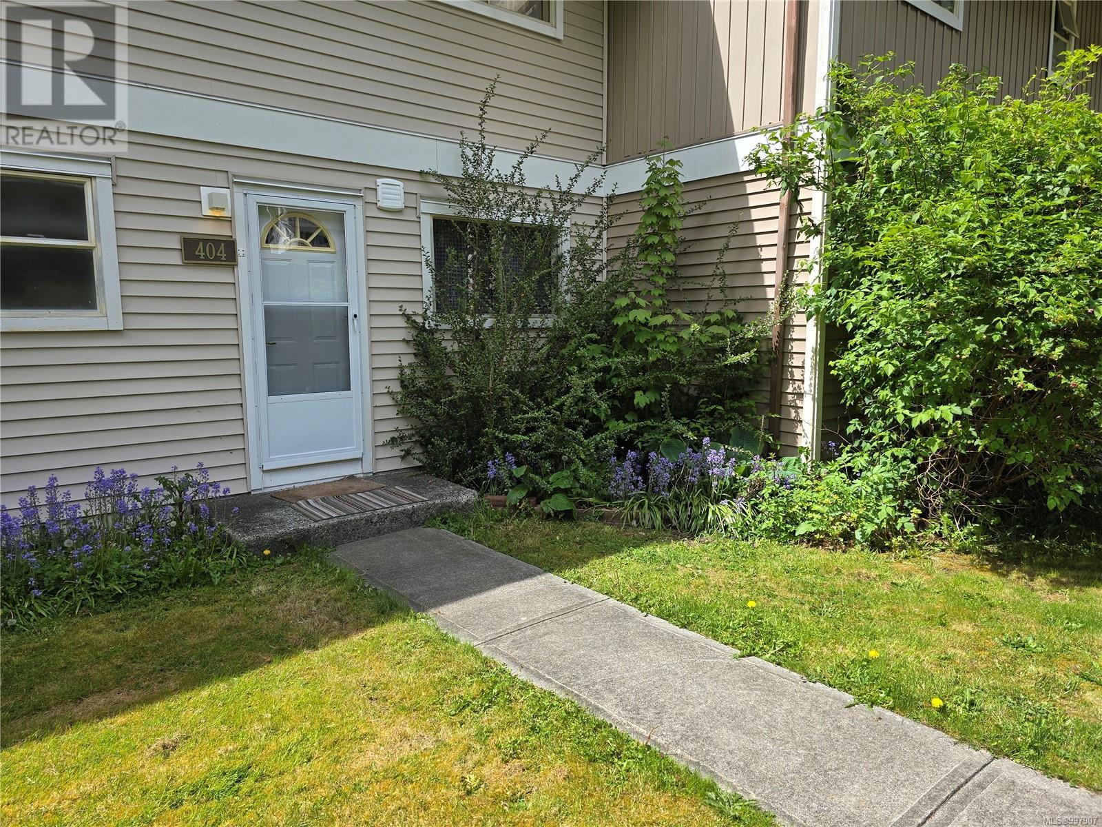 404 Haida Ave