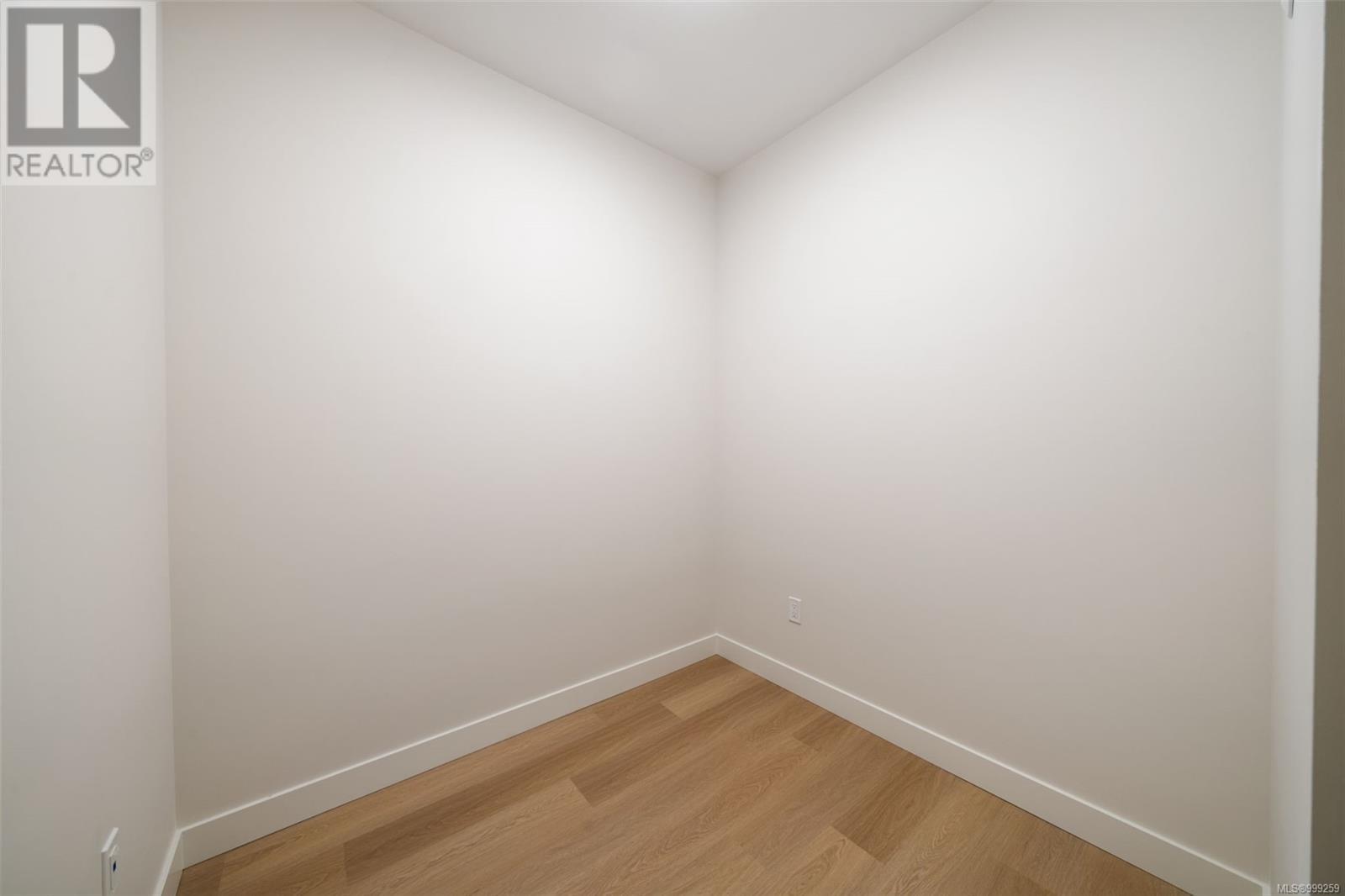 308 2770 Winster Rd Property Photo 17