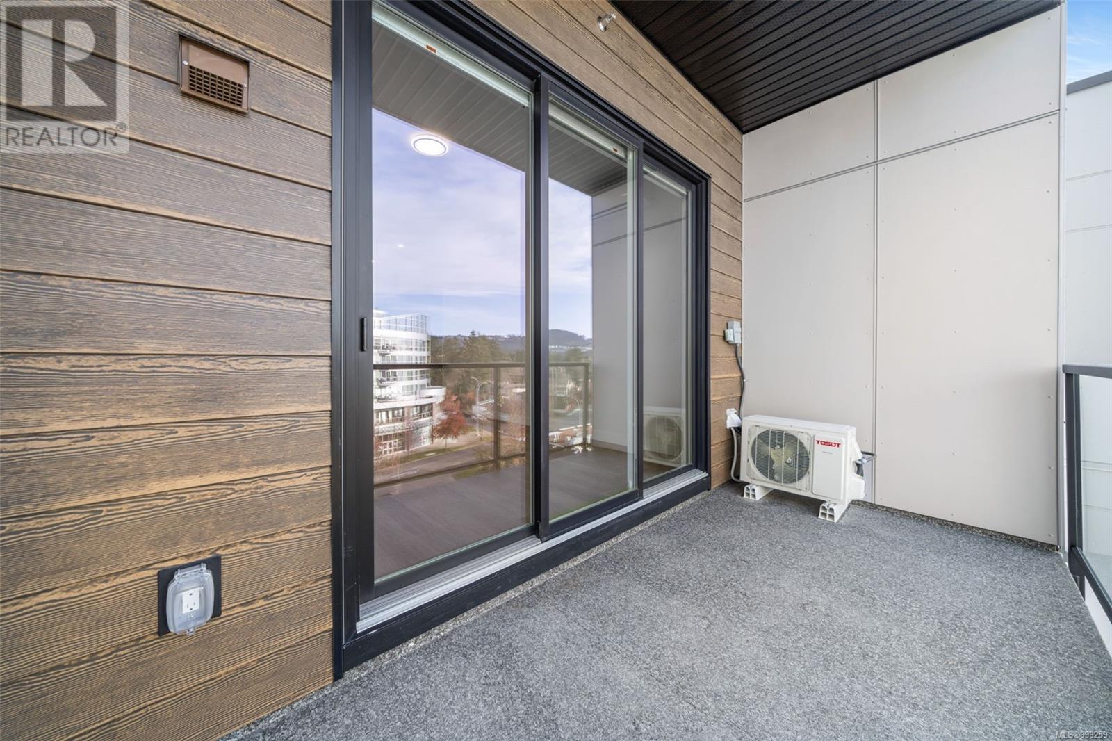 308 2770 Winster Rd Property Photo 18