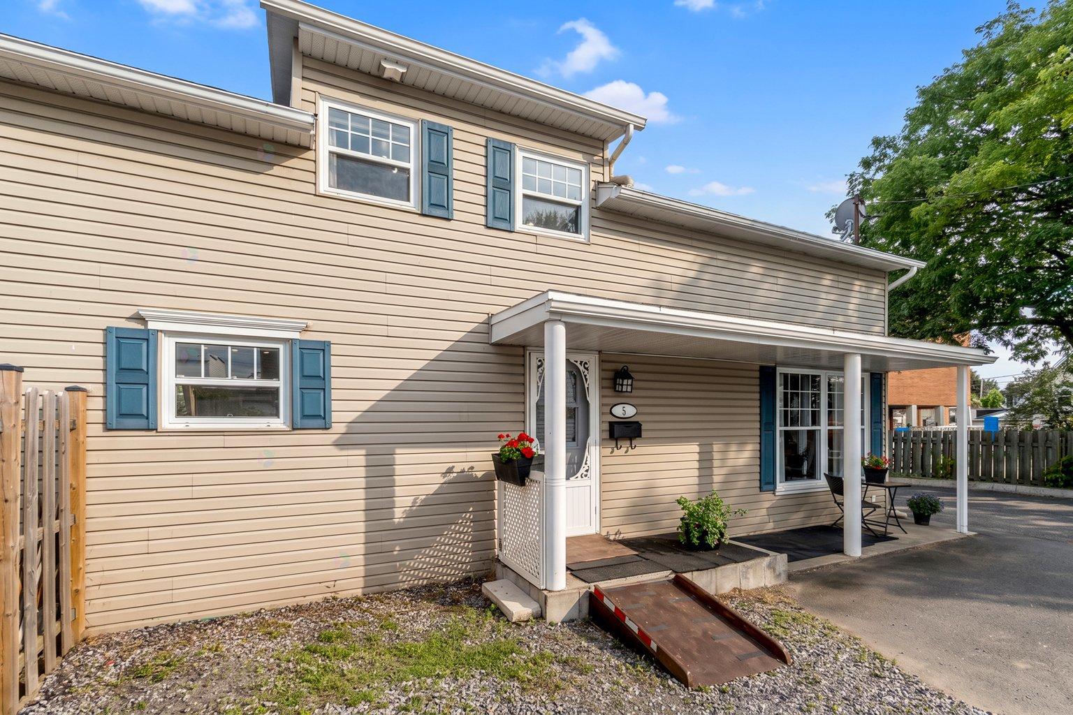 5 Rue Chapdelaine Property Photo 3