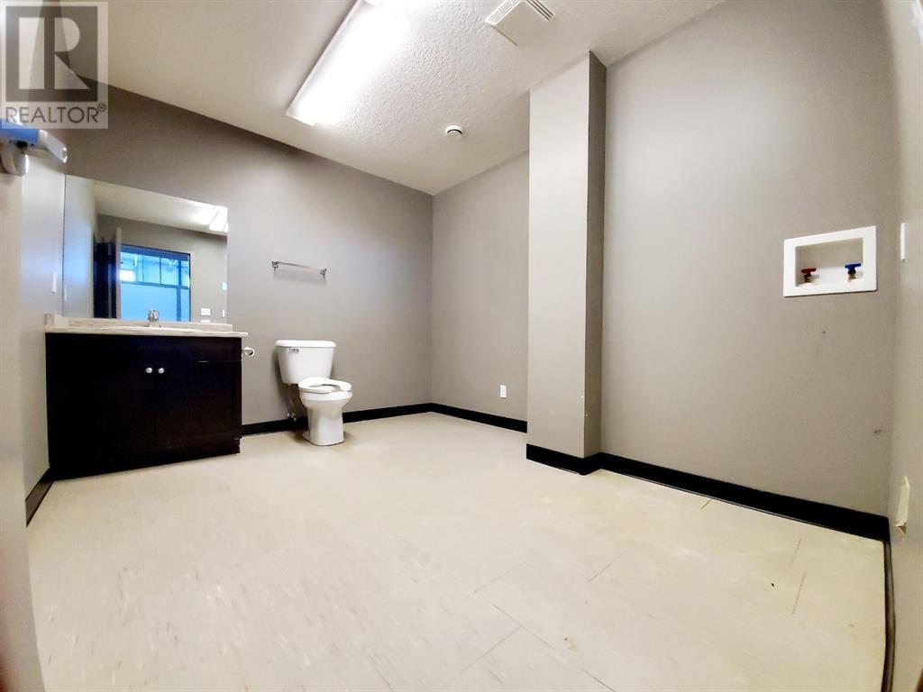 594058, 125b Range Road Property Photo 7