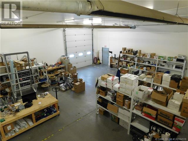4511 44 Street Property Photo 22