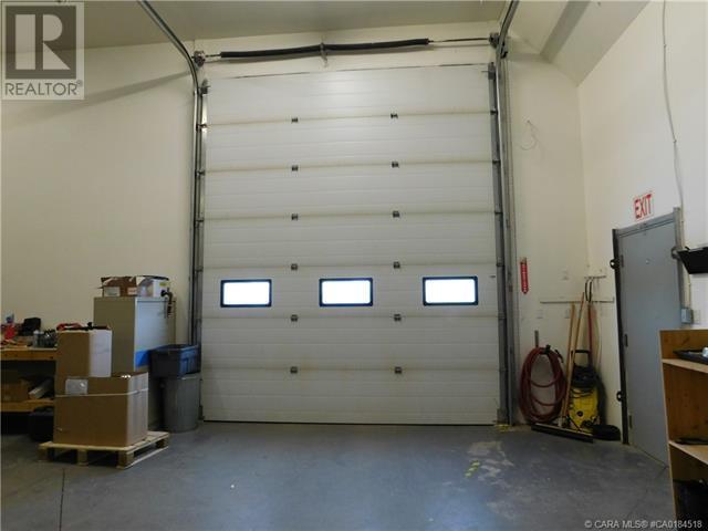 4511 44 Street Property Photo 24