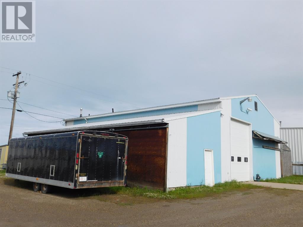 4511 44 Street Property Photo 28