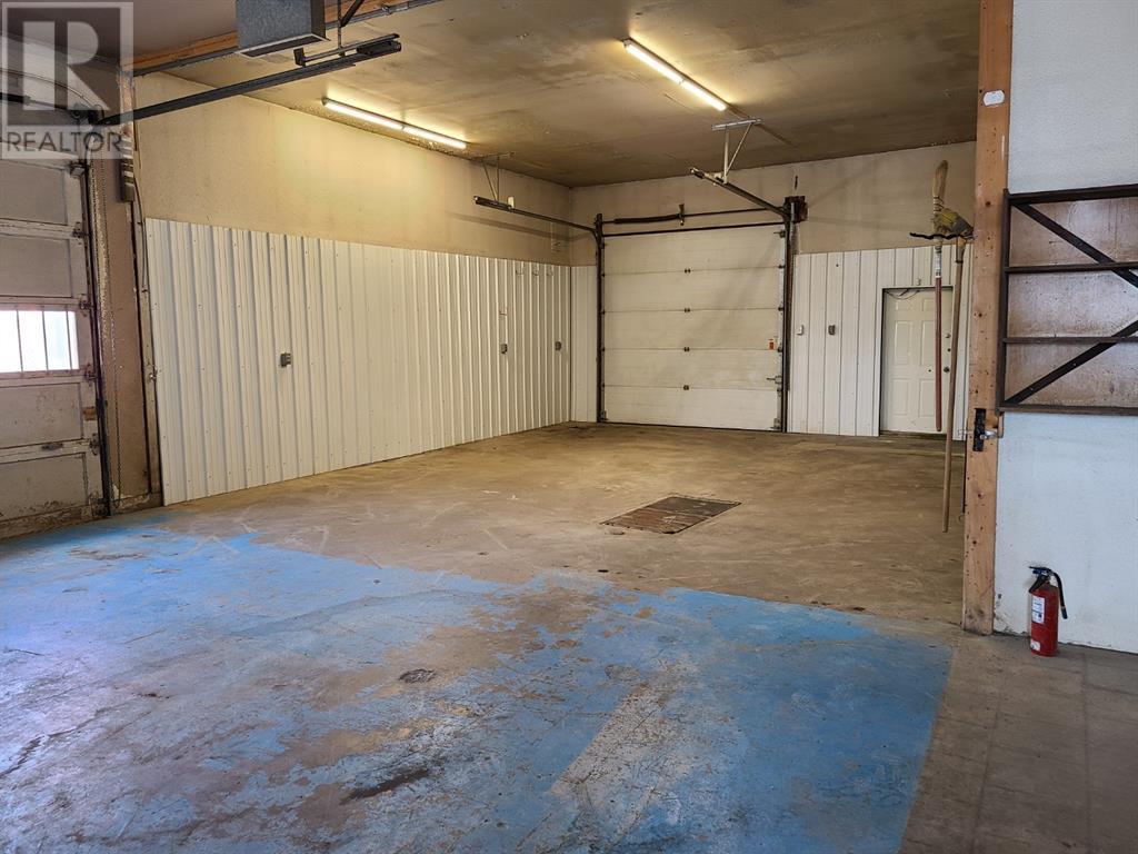 4714 Highway 2a Property Photo 17