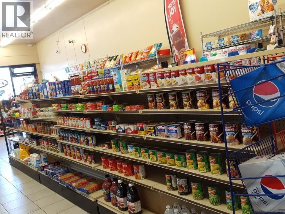 2923 Richmond Road Sw Property Photo 3