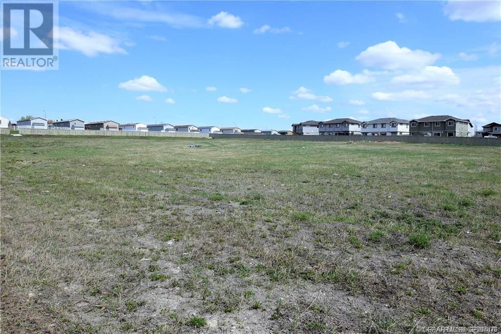 10255 86 Street Property Photo 8
