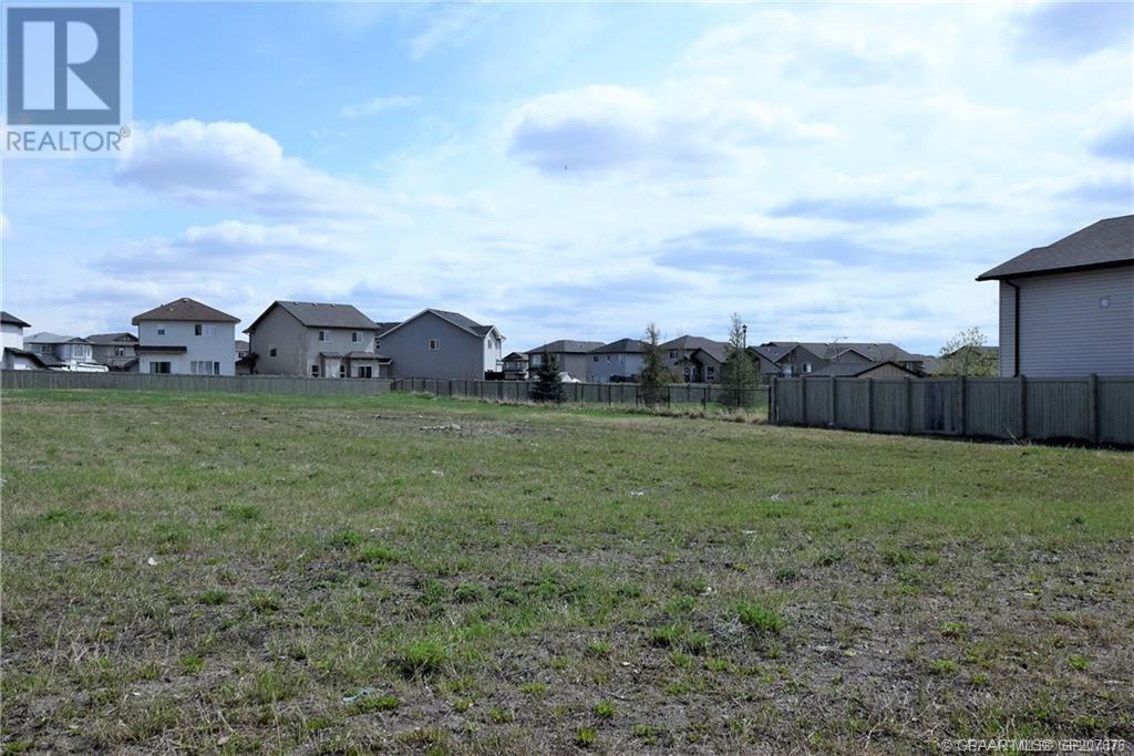 10255 86 Street Property Photo 9