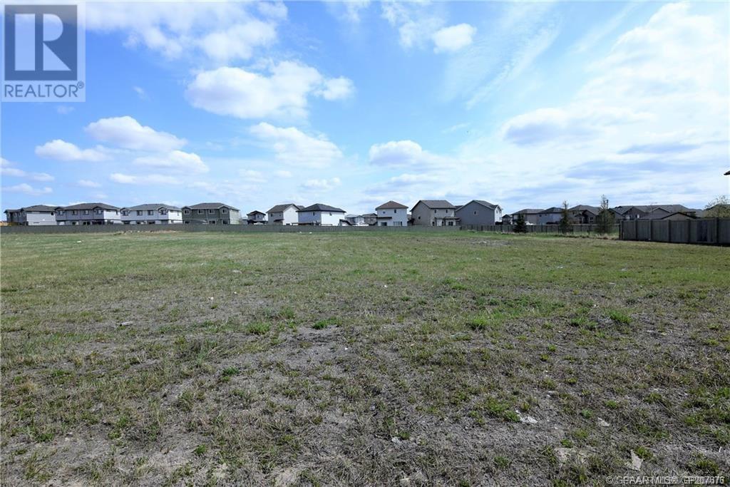 10255 86 Street Property Photo 10