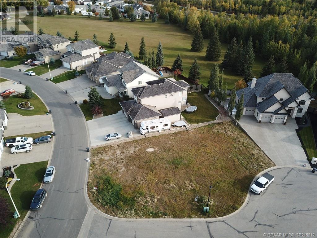 9201 46a Avenue Property Photo 4