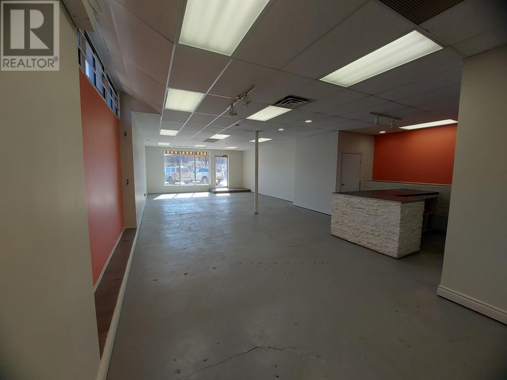 11, 4801 51 Avenue Property Photo 7