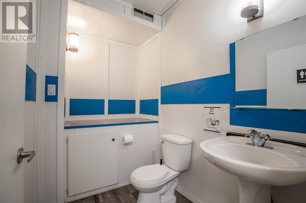 10024 100 Avenue Property Photo 7