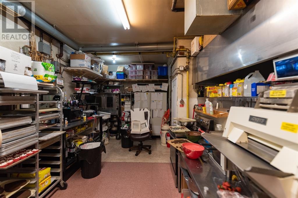 3314 50 Avenue Property Photo 14