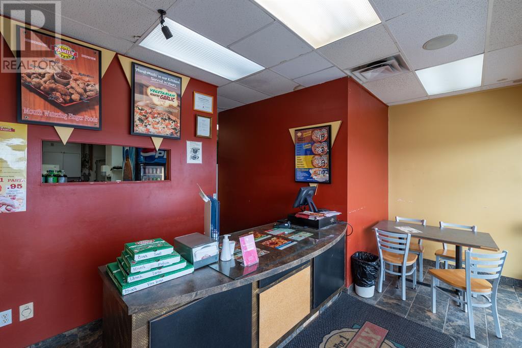 3314 50 Avenue Property Photo 15