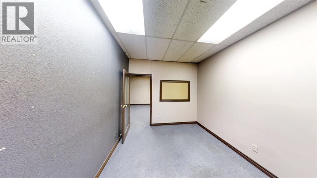 9914 109 Avenue Property Photo 4