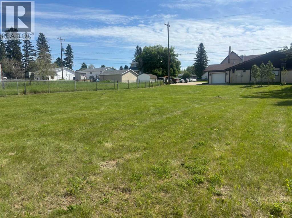 49 Street Property Photo 3