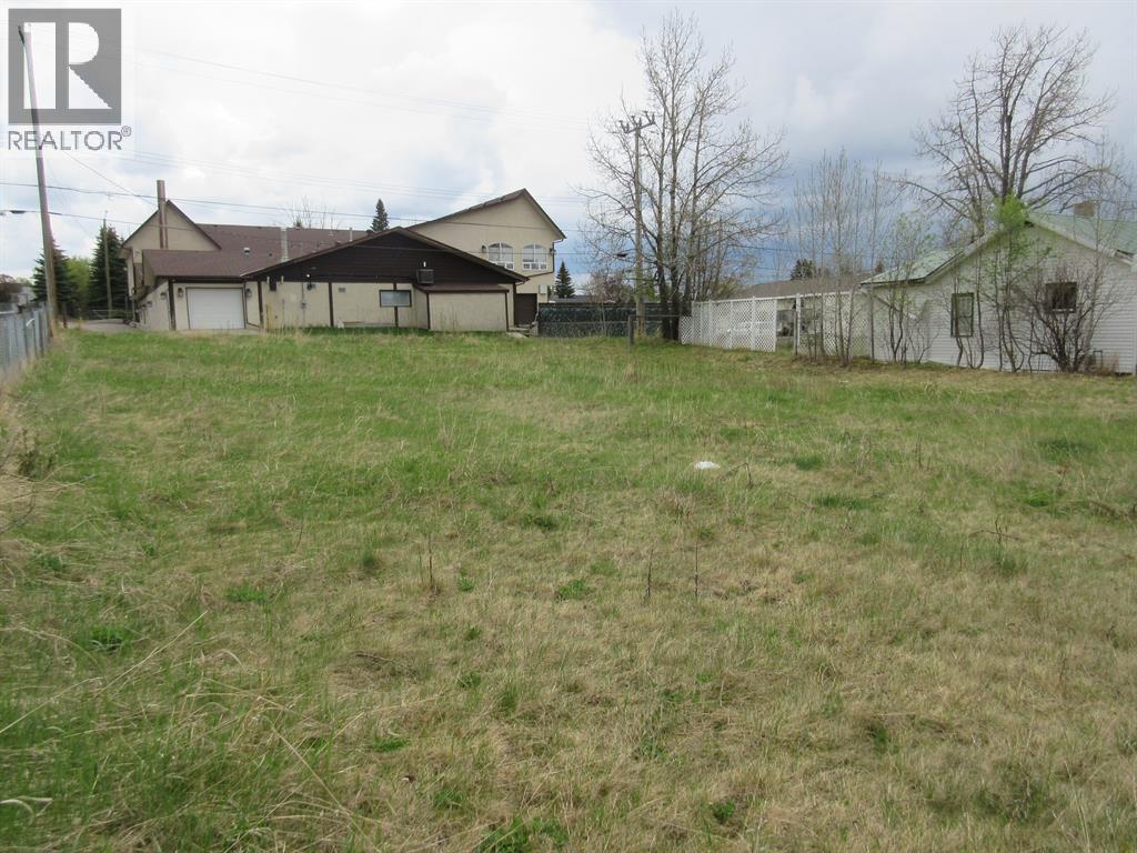 49 Street Property Photo 6