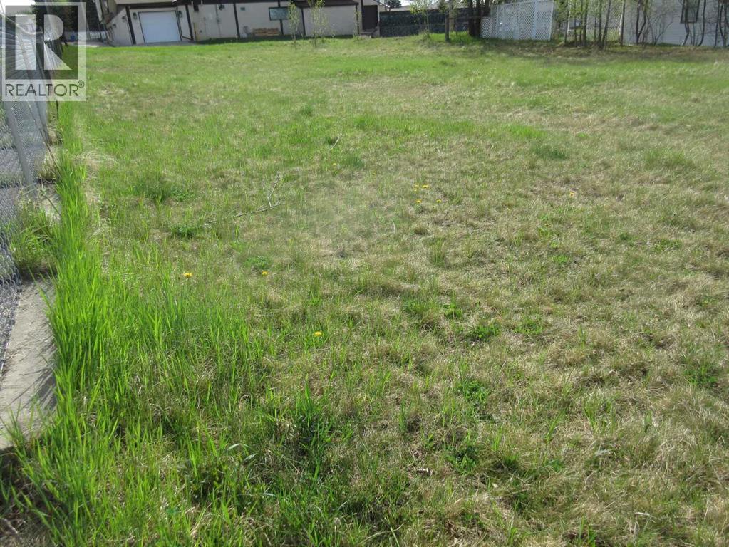 49 Street Property Photo 12