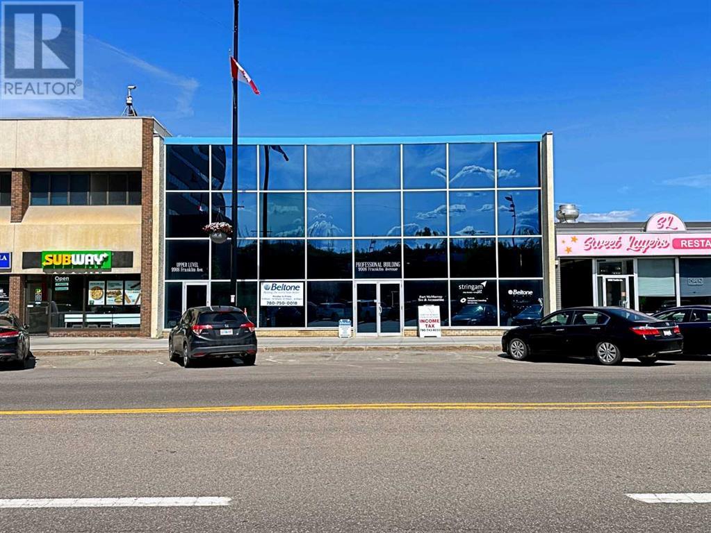 201, 9908 Franklin Avenue Property Photo 1